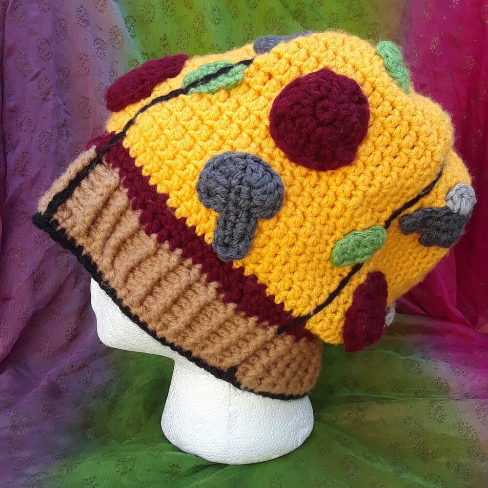 COMBO PIZZA PIE -- SLOUCHIE HAT
